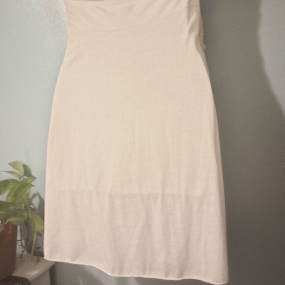 Crochet lace tiered halter dress - Picture 3 of 8